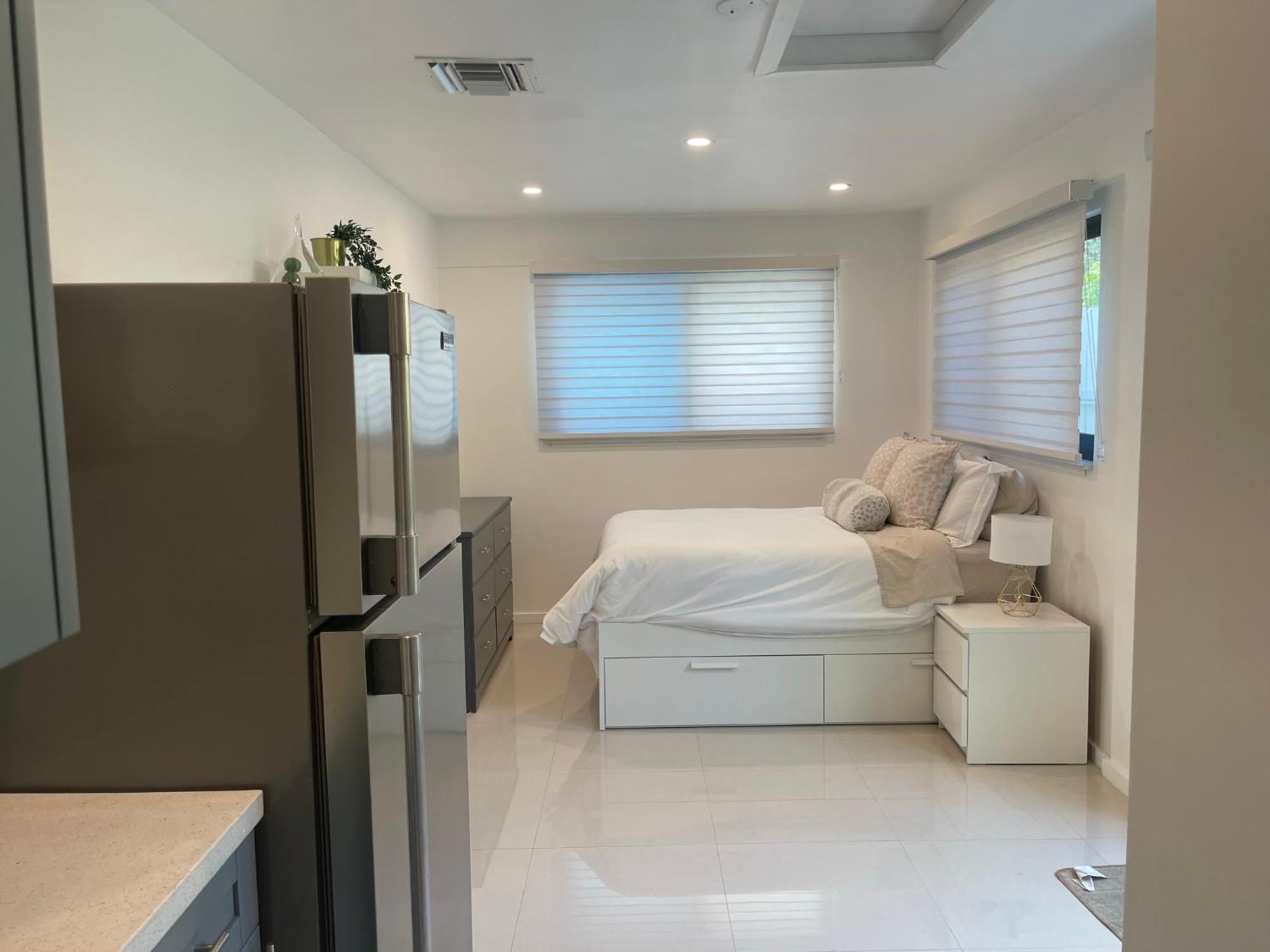 House In Dania Beach Exterior photo