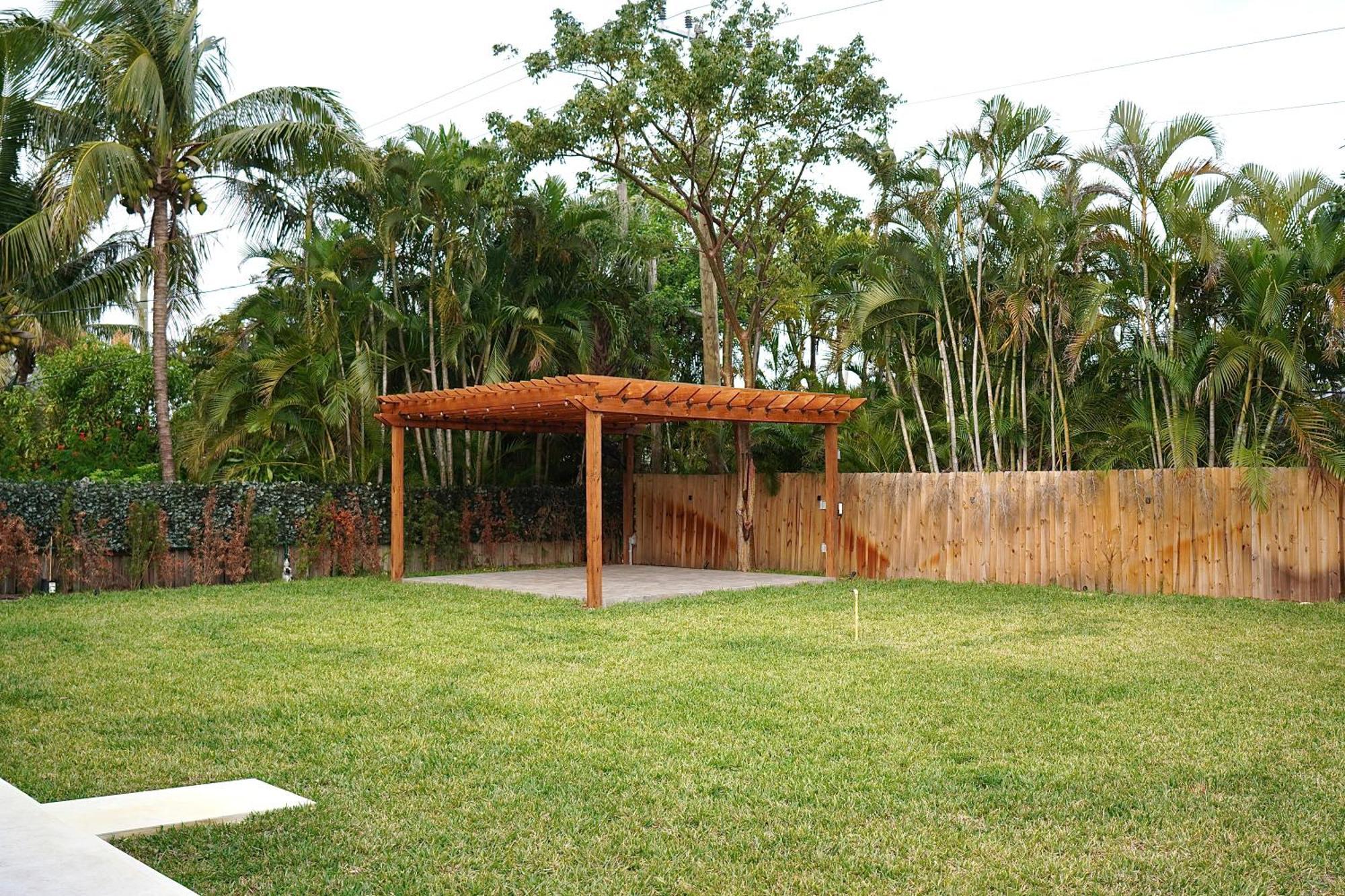 House In Dania Beach Exterior photo